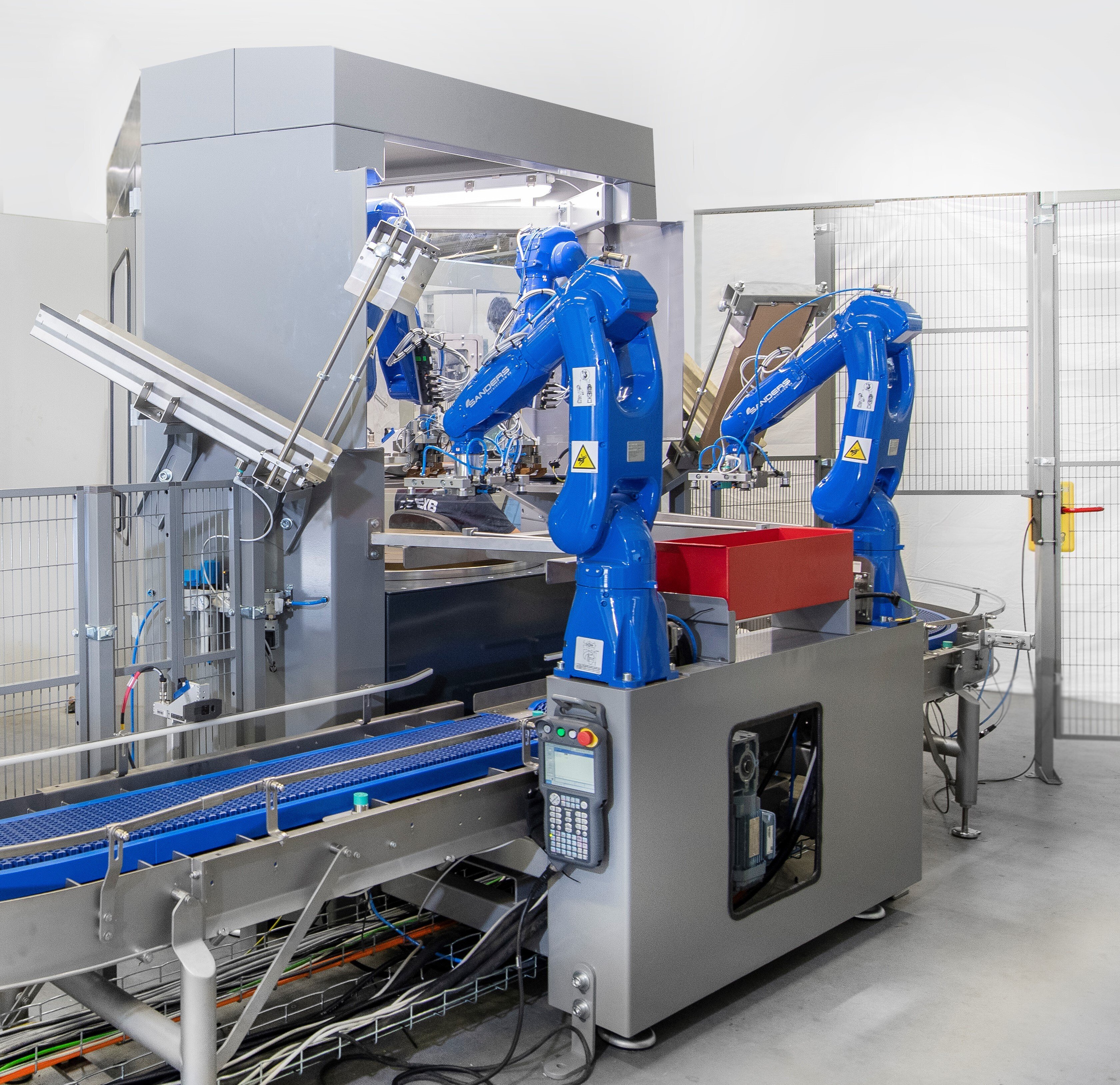 Robots aan het werk in fabriek EKB