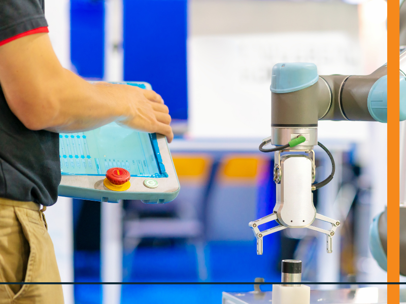 Mens en machine samenwerken met cobots