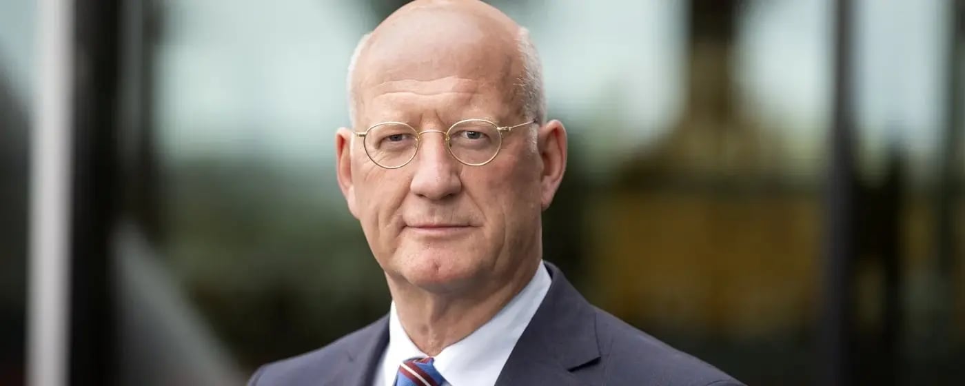 Theo Henrar roept op tot actie bij Nationaal Industriealarm op 1 juli